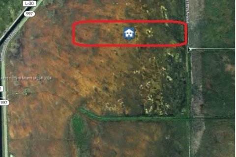 Коммерческая недвижимость в Дорал, Флорида № 1962285