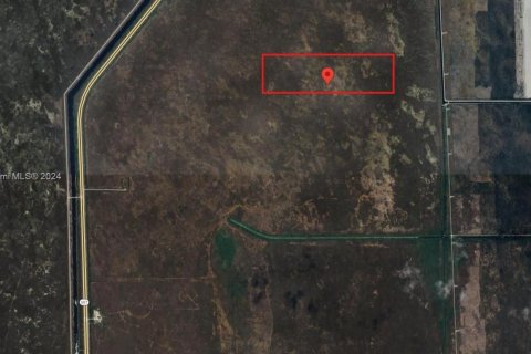 Купить коммерческую недвижимость в Дорал, Флорида № 1962285 - фото 4