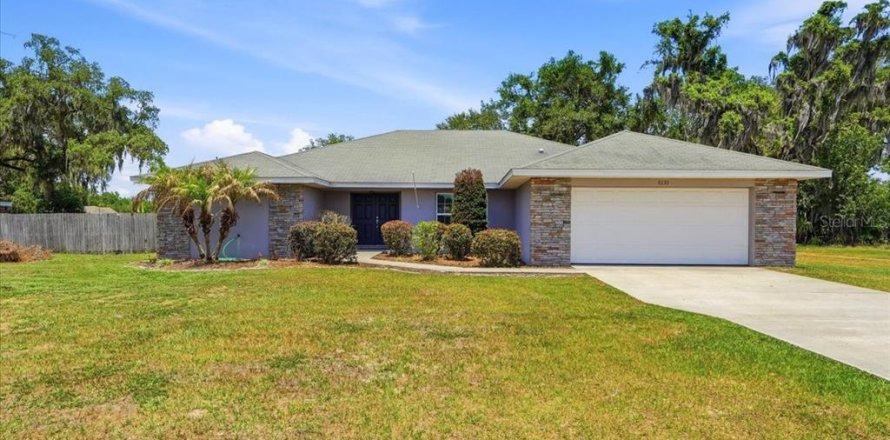 Casa en Lakeland, Florida 4 dormitorios, 242.66 m2 № 2152195