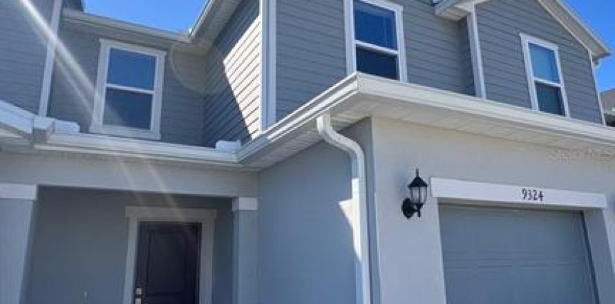 Townhouse in Davenport, Florida 3 bedrooms, 135.92 sq.m. № 2215309