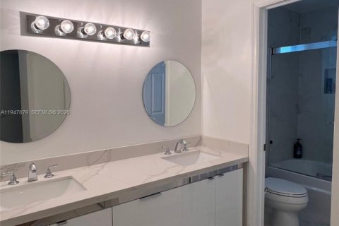 Villa ou maison à vendre à Hallandale Beach, Floride: 3 chambres, 128.21 m2 № 2004540 - photo 23