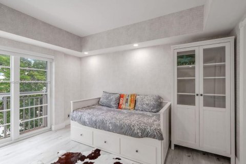 Copropriété à louer à Miami Beach, Floride: 3 chambres, 176.51 m2 № 1947439 - photo 12