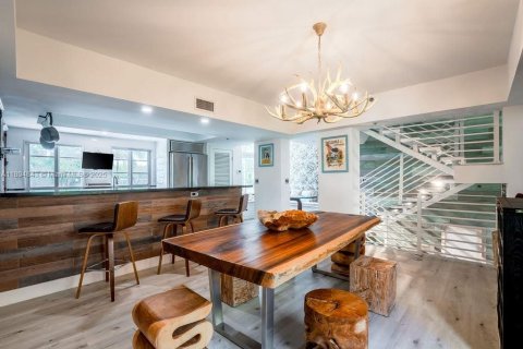 Copropriété à louer à Miami Beach, Floride: 3 chambres, 176.51 m2 № 1947439 - photo 3