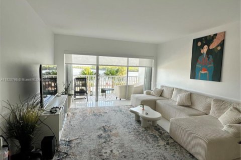 Copropriété à vendre à Sunny Isles Beach, Floride: 2 chambres, 113.34 m2 № 1935457 - photo 19
