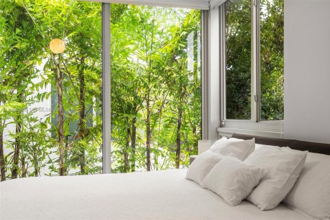 Condo in Miami, Florida, 3 bedrooms № 2074332 - photo 26