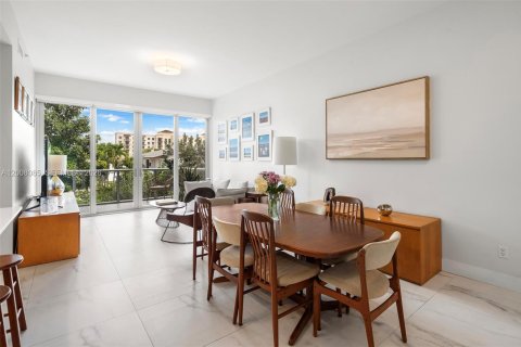 Condo in Miami, Florida, 3 bedrooms № 2074332 - photo 15