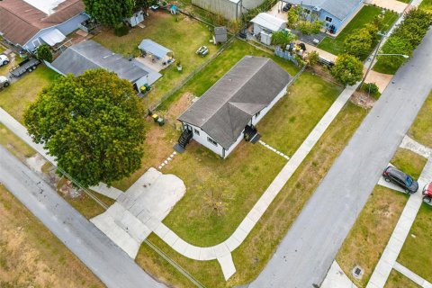 Купить виллу или дом в Хомстед, Флорида 8 комнат, 133.04м2, № 2152089 - фото 26