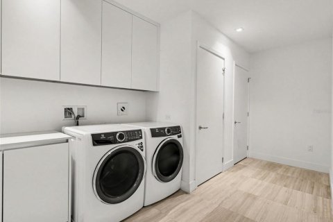 Copropriété à louer à Tampa, Floride: 3 chambres, 223.34 m2 № 2314121 - photo 30