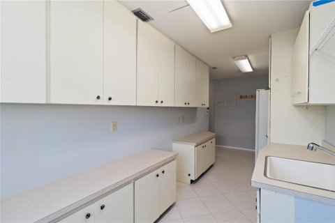 House in Sarasota, Florida 3 bedrooms, 241.27 sq.m. № 1718688 - photo 30