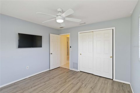 House in Sarasota, Florida 3 bedrooms, 241.27 sq.m. № 1718688 - photo 23