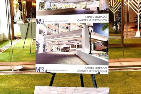 Condo in Hallandale Beach, Florida, 2 bedrooms  № 1992198 - photo 25