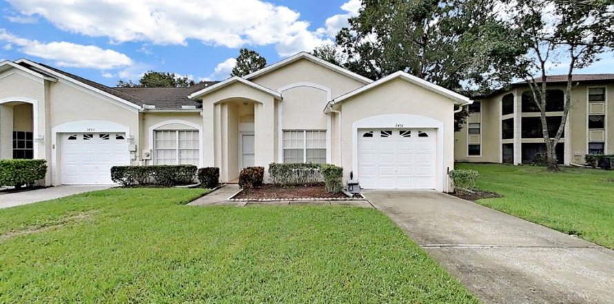 House in Palm Harbor, Florida 3 bedrooms, 150.5 sq.m. № 1907480