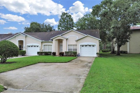 House in Palm Harbor, Florida 3 bedrooms, 150.5 sq.m. № 1907480 - photo 7