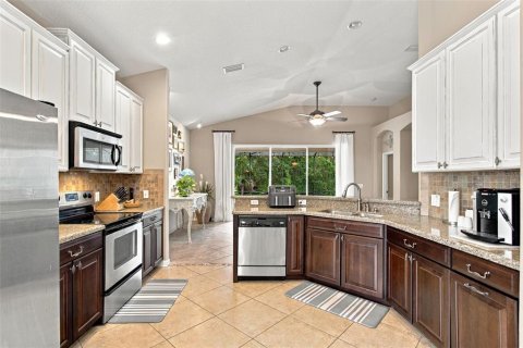 Villa ou maison à vendre à Riverview, Floride: 4 chambres, 185.99 m2 № 2410448 - photo 8