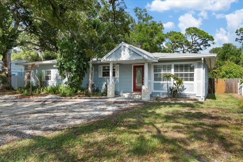 Casa en venta en Clearwater, Florida, 4 dormitorios, 176.7 m2 № 1566232 - foto 10