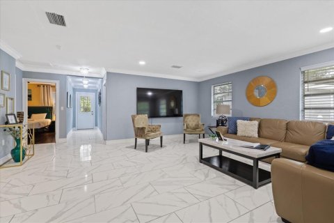 Casa en venta en Clearwater, Florida, 4 dormitorios, 176.7 m2 № 1566232 - foto 14
