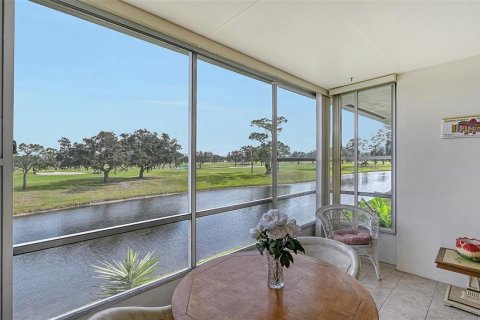 Copropriété à louer à Sarasota, Floride: 2 chambres, 134.15 m2 № 1846690 - photo 3