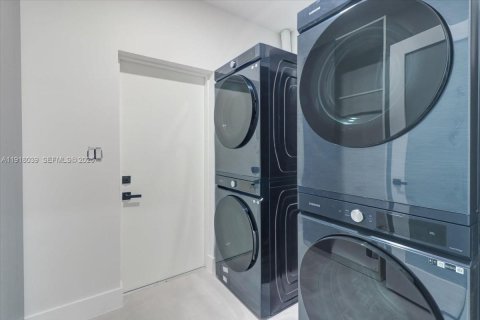 Купить виллу или дом в Холливуд, Флорида 3 спальни, 83.43м2, № 2053949 - фото 21