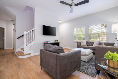 Townhouse in Kissimmee, Florida 4 bedrooms, 151.99 sq.m. № 1872886 - photo 9