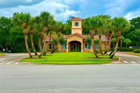 Townhouse in Kissimmee, Florida 3 bedrooms, 143.07 sq.m. № 1906898 - photo 2