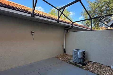 Townhouse in Kissimmee, Florida 3 bedrooms, 143.07 sq.m. № 1906898 - photo 12