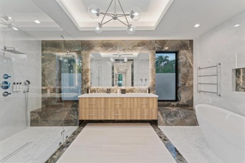 Villa ou maison à vendre à West Palm Beach, Floride: 5 chambres, 428.93 m2 № 2077744 - photo 24