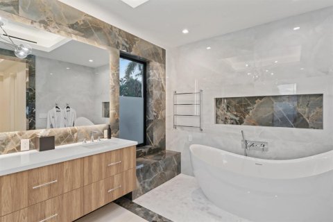 Villa ou maison à vendre à West Palm Beach, Floride: 5 chambres, 428.93 m2 № 2077744 - photo 25