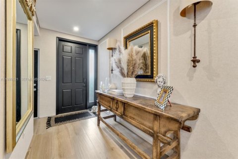 Touwnhouse à vendre à Miami, Floride: 3 chambres, 206.43 m2 № 2057953 - photo 3