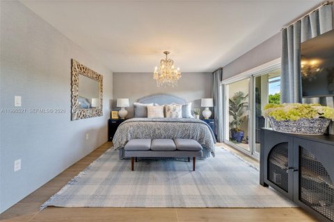 Touwnhouse à vendre à Miami, Floride: 3 chambres, 206.43 m2 № 2057953 - photo 17
