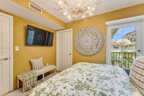 Touwnhouse à vendre à Miami, Floride: 3 chambres, 206.43 m2 № 2057953 - photo 20