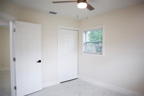 Casa en venta en Tampa, Florida, 4 dormitorios, 110.55 m2 № 1812694 - foto 11