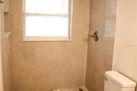 Casa en venta en Tampa, Florida, 4 dormitorios, 110.55 m2 № 1812694 - foto 9