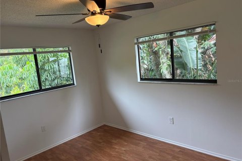 House in Bradenton, Florida 3 bedrooms, 110.37 sq.m. № 2272956 - photo 11
