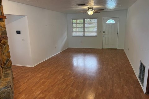 House in Bradenton, Florida 3 bedrooms, 110.37 sq.m. № 2272956 - photo 4