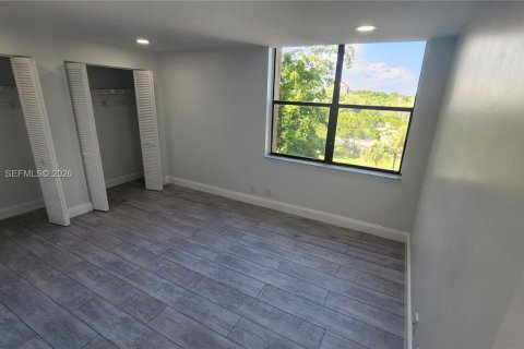 Copropriété à louer à Delray Beach, Floride: 1 chambre, 70.42 m2 № 1996873 - photo 12