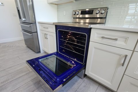 Copropriété à louer à Delray Beach, Floride: 1 chambre, 70.42 m2 № 1996873 - photo 13