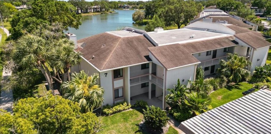 Condominio en Oldsmar, Florida, 2 dormitorios  № 1640711