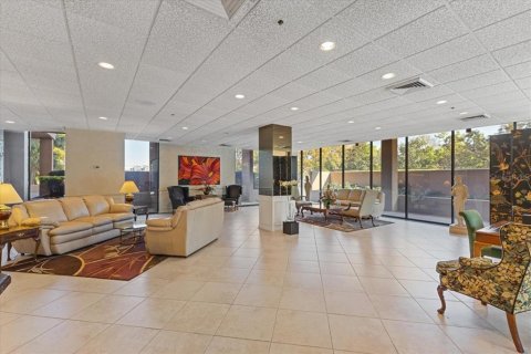 Condo in Orlando, Florida, 2 bedrooms  № 1557676 - photo 19