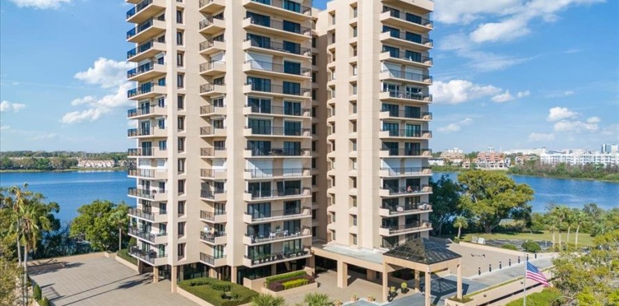 Condo in Orlando, Florida, 2 bedrooms  № 1557676