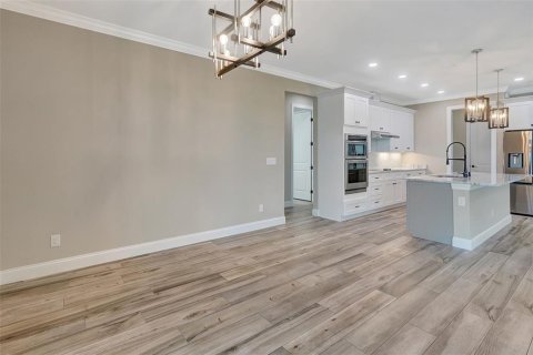 Купить виллу или дом в Порт-Шарлотт, Флорида 8 комнат, 209.31м2, № 2123153 - фото 7