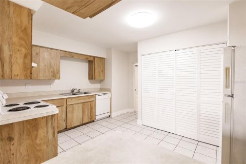 Купить коммерческую недвижимость в Энглвуд, Флорида 5 спален, 217.39м2, № 1647700 - фото 6