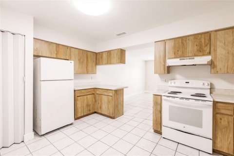 Купить коммерческую недвижимость в Энглвуд, Флорида 5 спален, 217.39м2, № 1647700 - фото 8