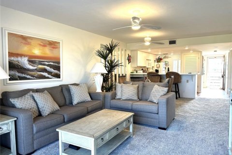 Copropriété à vendre à Englewood, Floride: 2 chambres, 101.45 m2 № 2143454 - photo 13