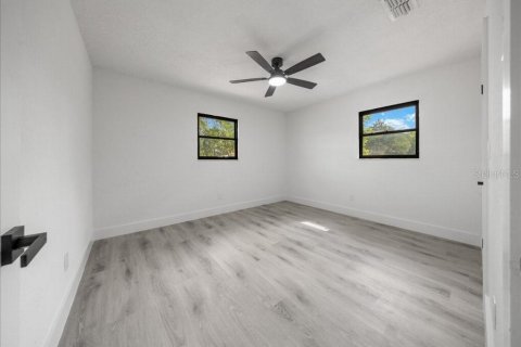 House in Ocala, Florida 3 bedrooms, 145.48 sq.m. № 2223590 - photo 19