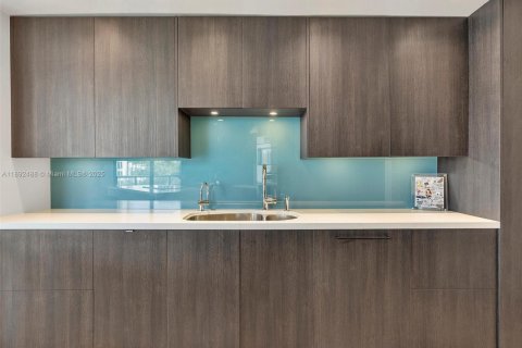 Снять в аренду кондоминиум в Авентура, Флорида 2 спальни, 196.95м2, № 2021658 - фото 17