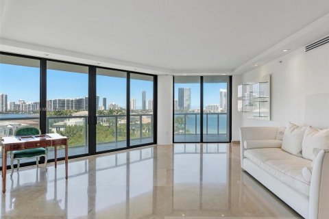 Снять в аренду кондоминиум в Авентура, Флорида 2 спальни, 196.95м2, № 2021658 - фото 7