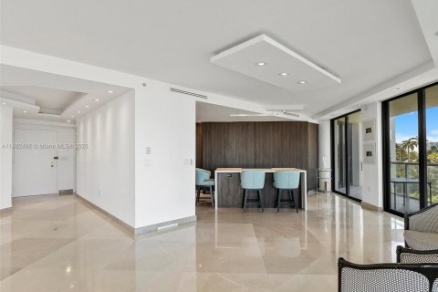 Снять в аренду кондоминиум в Авентура, Флорида 2 спальни, 196.95м2, № 2021658 - фото 9