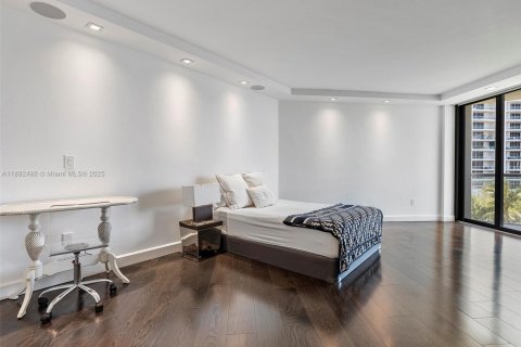 Снять в аренду кондоминиум в Авентура, Флорида 2 спальни, 196.95м2, № 2021658 - фото 29