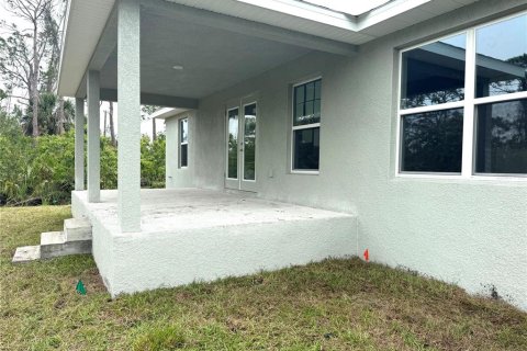 Casa en venta en Port Charlotte, Florida, 4 dormitorios, 196.67 m2 № 1565861 - foto 3