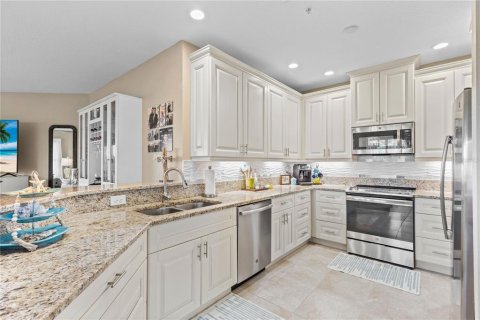 Condo in Bradenton, Florida, 3 bedrooms  № 2122828 - photo 14